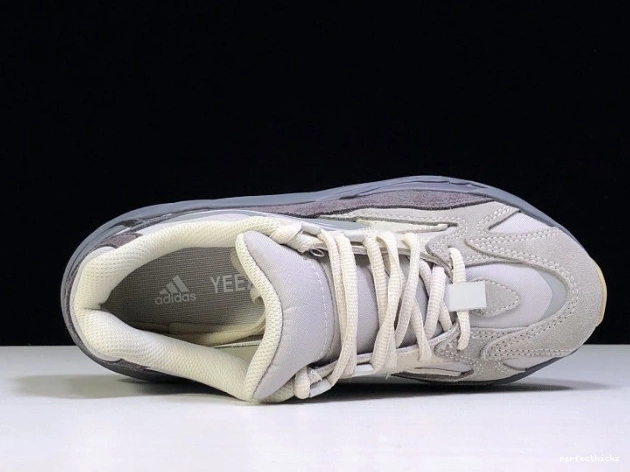 700 Boost Adidas v2 Tephra FU7914 Yeezy 0816